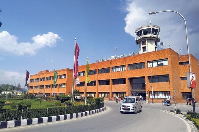 Kathmandu airport pick up/Drop off service by Private Vehicle - Who Is This Service Best For?