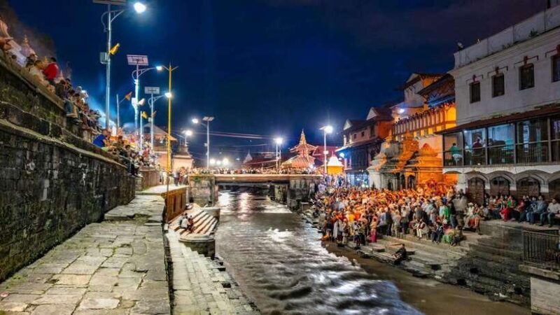 Kathmandu: Pashupatinath Temple Evening Aarati Tour - Exploring Pashupatinath in the Evening