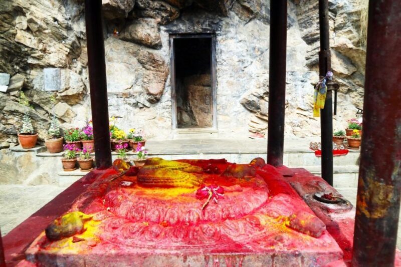 Kathmandu: Pharping, Dakshinkali and Chobhar Tour with Lunch - Who should consider this tour?