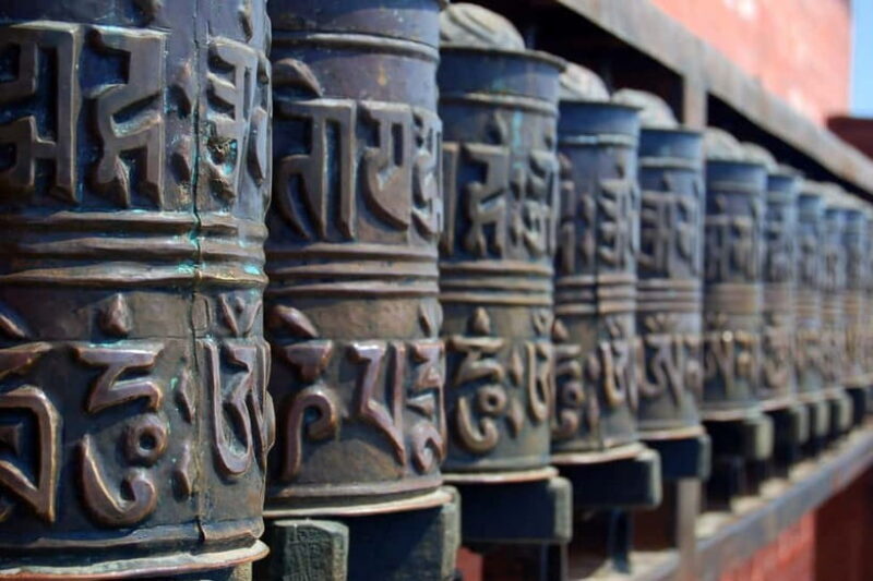 Kathmandu: Private Vespa Tour to Swoyambhunath Stupa - Key Points