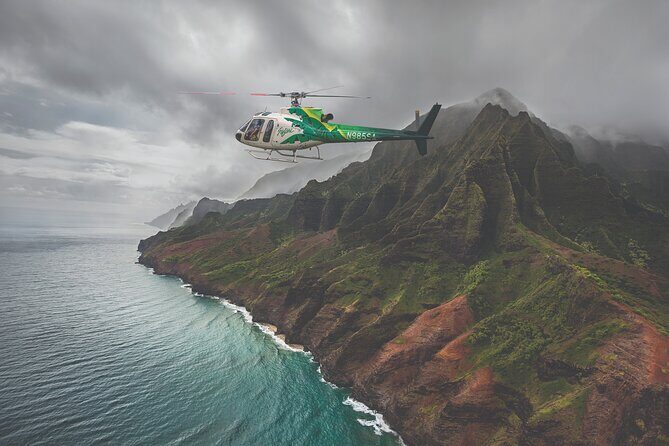 Kauai Deluxe Waterfall Safari: Helicopter Tour - The Experience in Detail