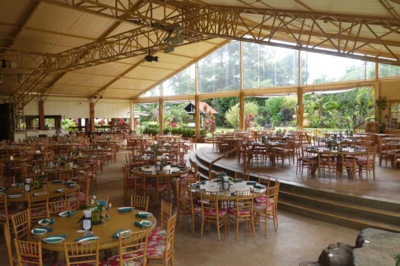 Kauai: Luau Kalamaku Elevated Seating, Dinner & Show - Who Should Consider This Tour?