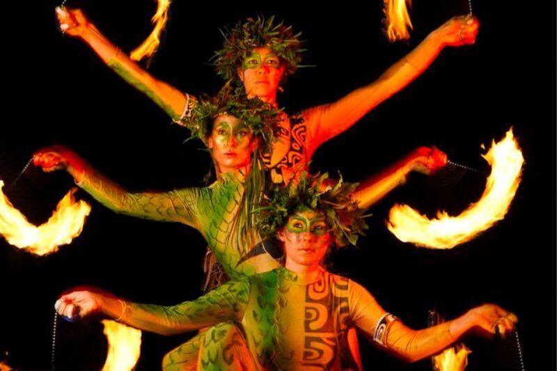 Kauai: Luau Kalamaku with Buffet Dinner & Show - Key Points