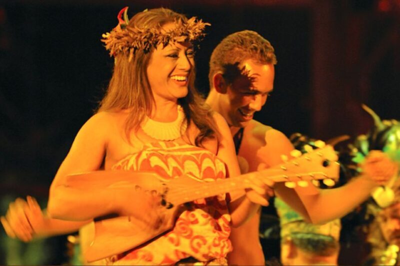 Kauai: Luau Kalamaku with Buffet Dinner & Show - What Do Reviewers Say?