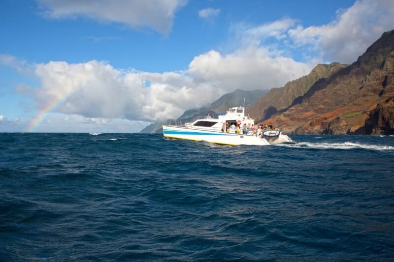 Kauai: Napali Sunset Dinner Cruise - FAQs