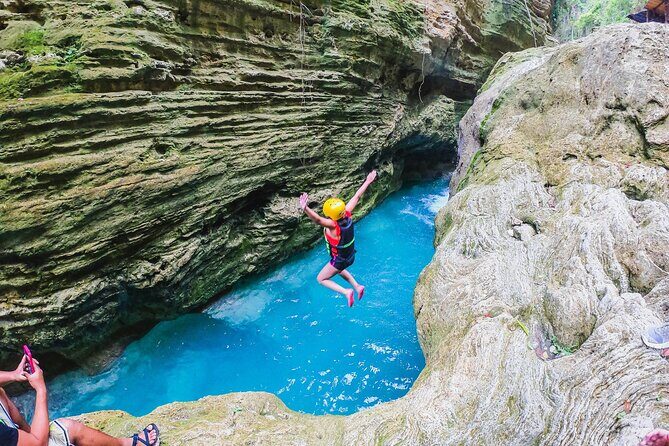Kawasan Falls Canyoneering w/ Lunch & Transfers from Cebu City - FAQ