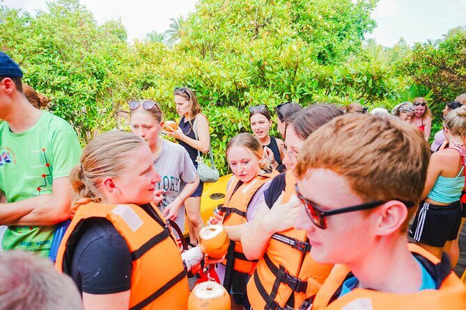 Kayaking Adventure on serene waters through mangroves, Akurala - Who Would Love This Tour?