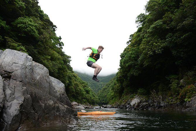 Kayaking in Anbo River - An Introduction to the Kayaking Experience
