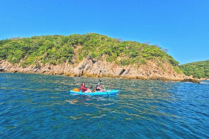 kayaking in Huatulco - A Thorough Look at the Kayaking Experience in Huatulco