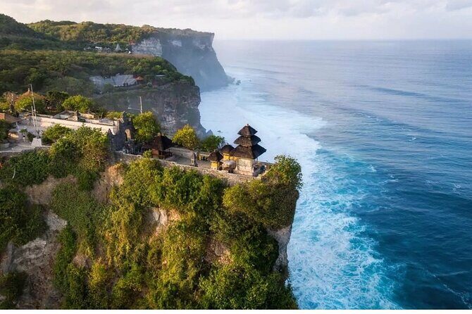 Kecak Fire Dance and Uluwatu Temple Private Half Day Tour - A Closer Look at the Experience