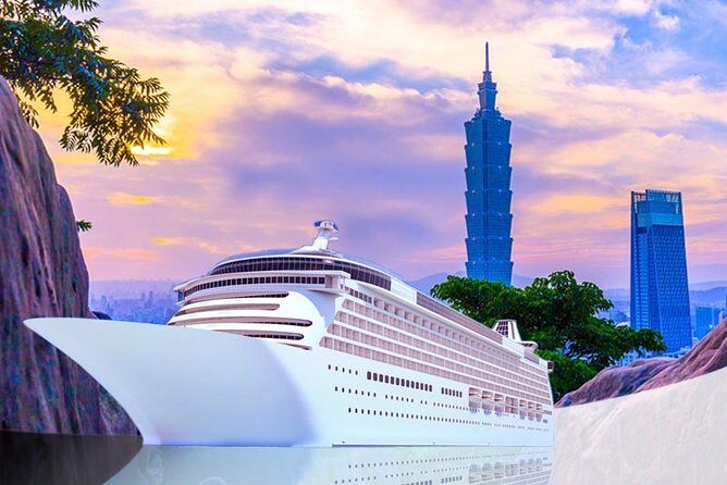 Keelung Shore Excursion: Xiangshan Hiking & Classic Taipei Culture Private Tour - Key Points