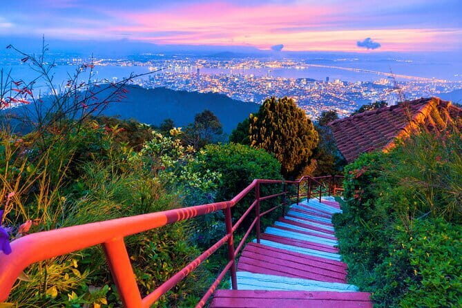 Kek Lok Si Temple and Penang Hill Guided Tour - An In-Depth Look at the Tour