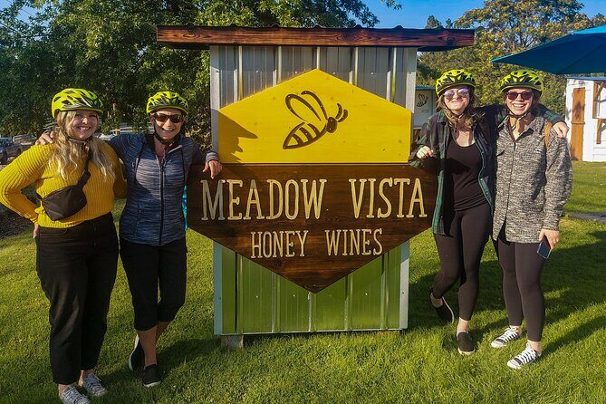 Kelowna E-Bike Bee Tour, Tastings, Organic Lunch & Audio Guide - Practical Details
