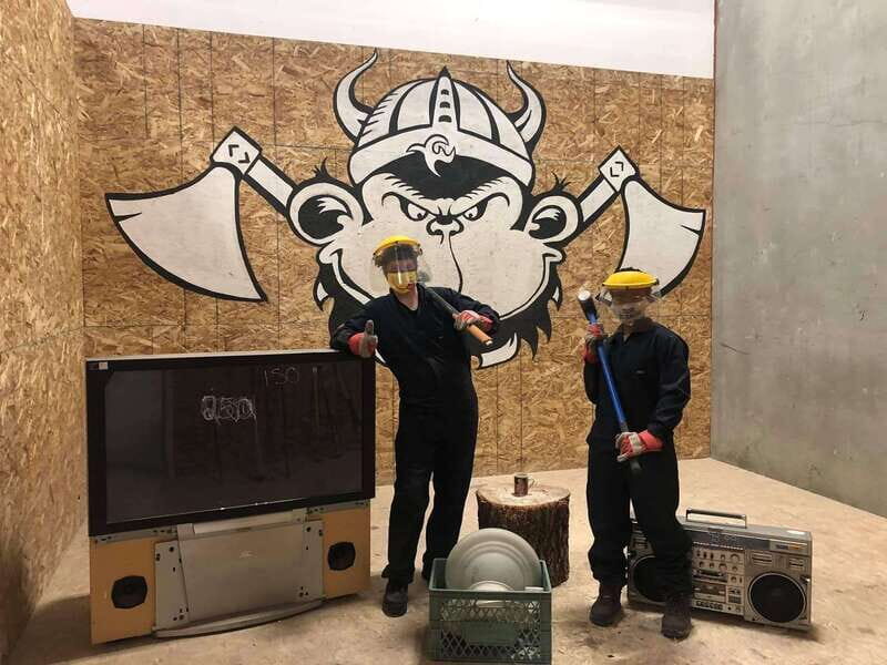 Kelowna: E-Bike Ride and Axe Throwing Adventure - Who Will Love This Tour?