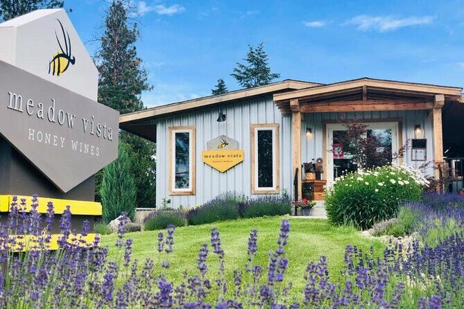 Kelowna Guided E-Bike Wine Tour with Tastings and Okanagan Lunch - Key Points