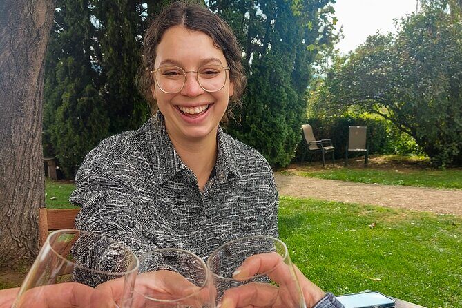 Kelowna Guided E-Bike Wine Tour with Tastings and Okanagan Lunch - Who Should Consider This Tour?