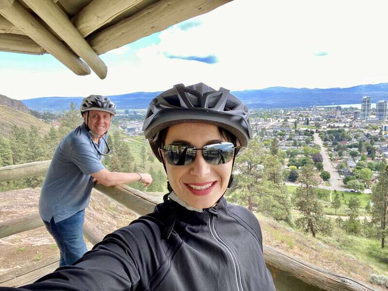 Kelowna: Okanagan Lake Guided E-Bike Tour with Picnic - An In-Depth Look at the Kelowna E-Bike Tour