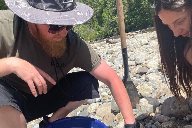 Kelowna Scenic Canyon Gold Panning Experience - Practical Tips for Your Gold Panning Adventure