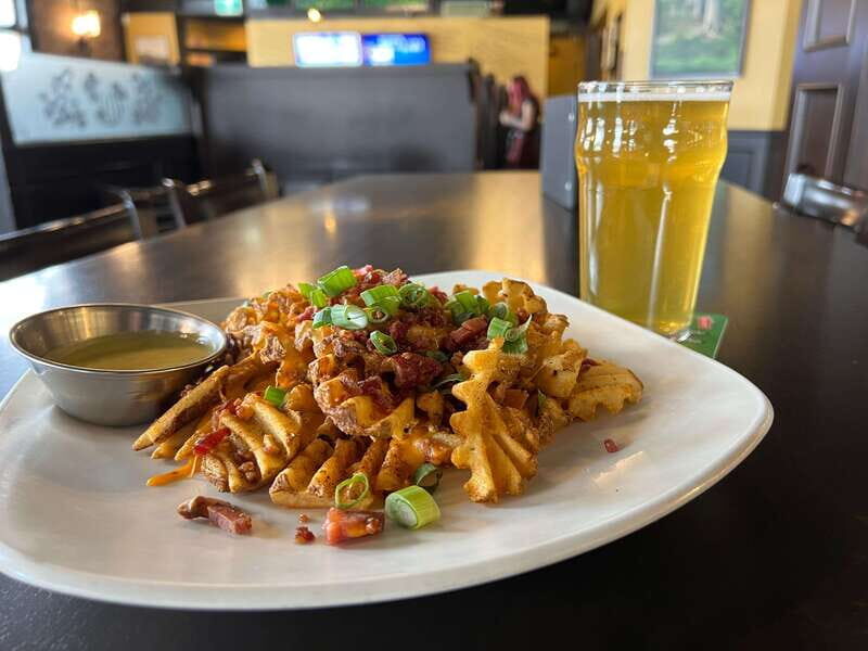 Kelowna: Ultimate Kelowna Food Tour - A Deep Dive into the Kelowna Food Tour Experience