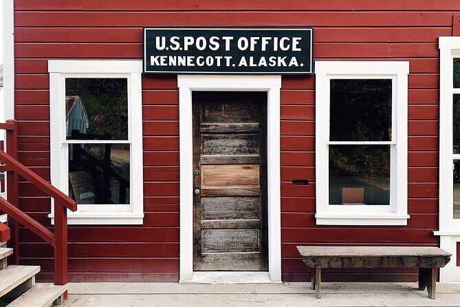 Kennecott Mill Town Tour - Discovering Kennecott Mill Town: An Authentic Journey into Alaska’s Mining Past
