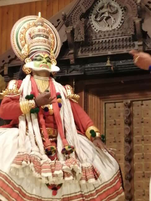 Kerala:-02 Days Cochin Sightseeing with Kathakali Dance Show - Real Traveler Insights