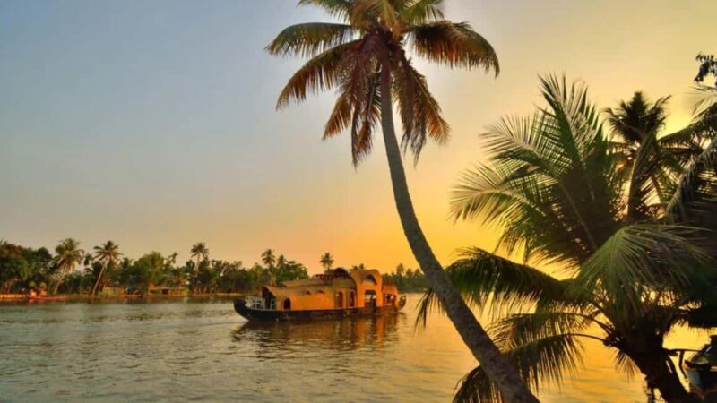 Kerala:- 03 Days Kumarakom & Alleppey Houseboat Cruise Tour - Day 3: Morning Serenity and Disembarkation