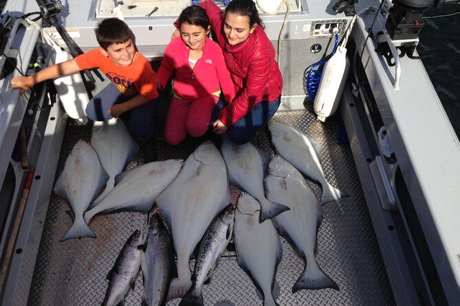 Ketchikan salmon and halibut fishing charter - The Route: Scenic and Wildlife Highlights