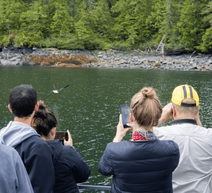 Ketchikan: Wilderness Boat Cruise and Crab Feast Lunch - Exploring the Wilderness: What to Expect