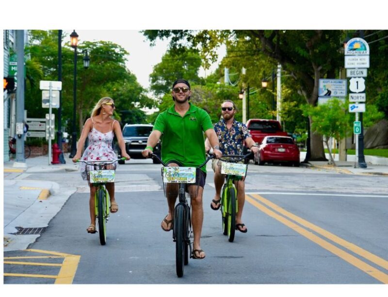 Key West: Guided Bicycle Tour with Key Lime Pie - Key Points