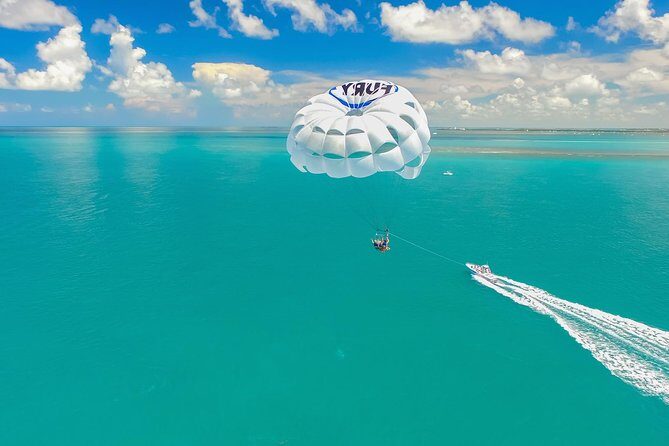 Key West Parasailing Adventure above Emerald Blue Waters - The Booking and Practical Details