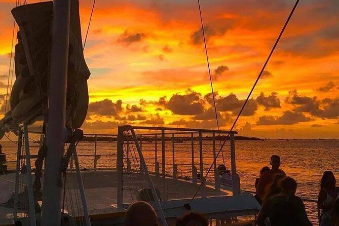 Key West Rum and Reggae: Reef Snorkel Adventure and Sunset Sail - Relaxation and Refreshments