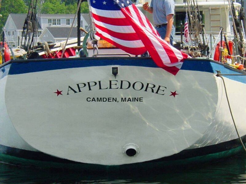 Key West: Windjammer Champagne Sunset Sail - Setting Sail from Key West: What to Expect