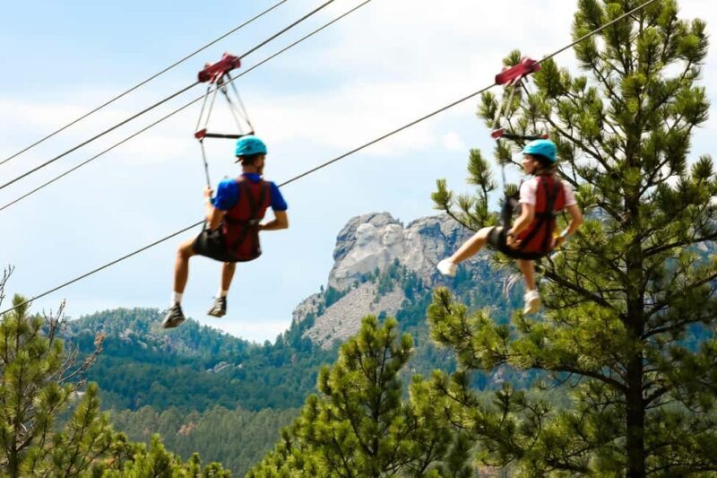 Keystone, SD: Pinnacle Zipline Tour by Mt. Rushmore - An Overview of the Pinnacle Zipline Experience