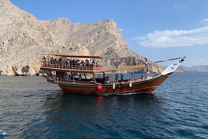 Khasab Dhow cruise-Half day with summing, dolphin watching - Key Points