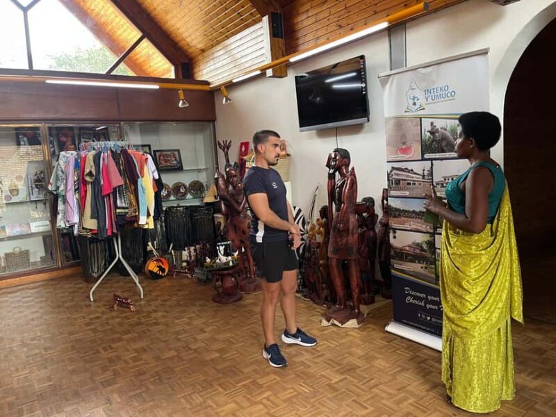 Kigali: Culture tour @ King palace, museum & the memorial - Key Points