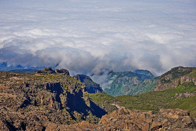Kilimanjaro climb, Kilimanjaro Crater route (10-day) - The Route and Itinerary: What to Expect