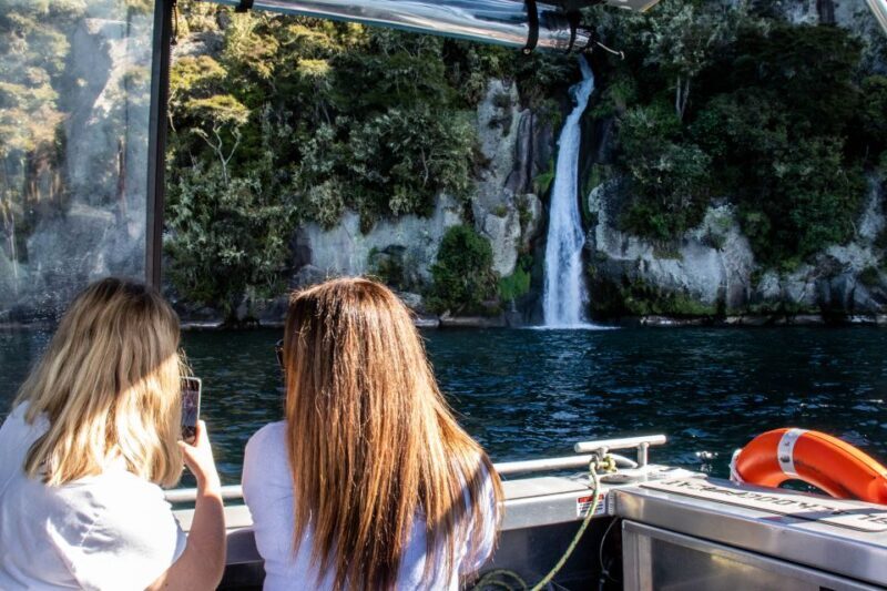 Kinloch: Lake Taupo Catamaran Cruise with Paddleboarding - Who Should Consider This Tour?