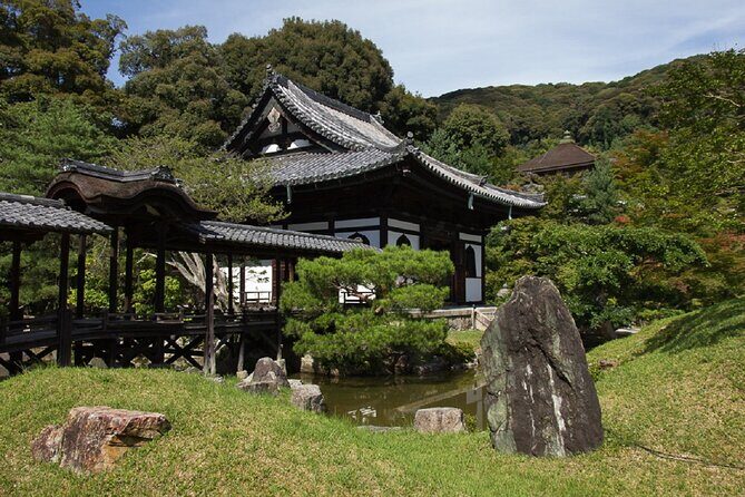 Kiyomizudera, Higashiyama and Yasaka Shrine Guided Walking Tour - A Closer Look at the Itinerary