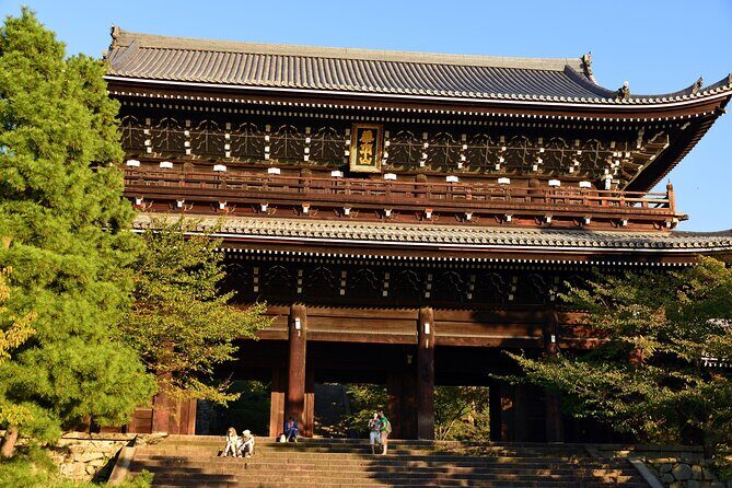 Kiyomizudera, Higashiyama and Yasaka Shrine Guided Walking Tour - Authenticity and Value