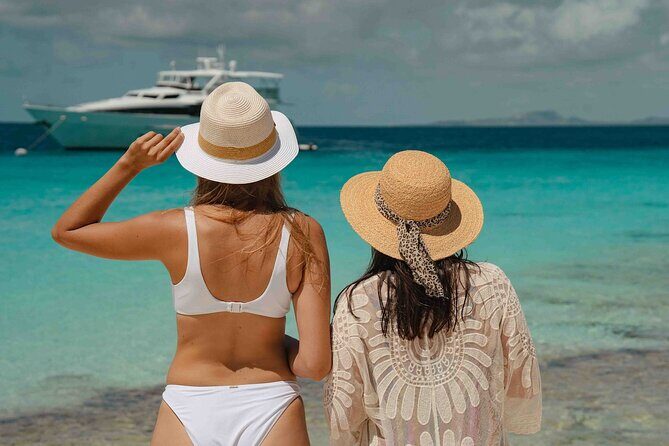 Klein Curacao Superyacht and Beach house - Who Will Love This Tour?