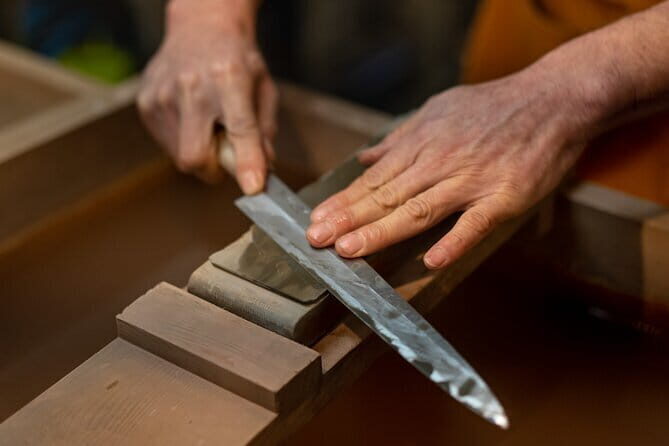 Knife Workshop with a Master Cutler - Key Points