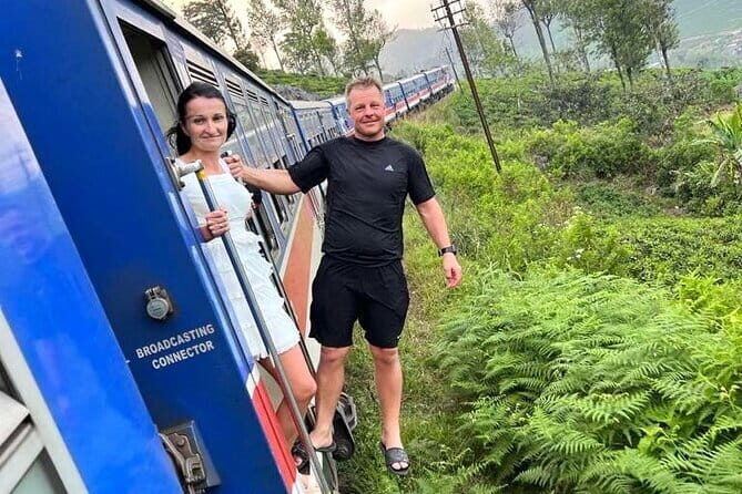 Knuckles Mountain Range Hiking and Trekking Day Tour From Kandy Hotels - The Experience Through Reviews