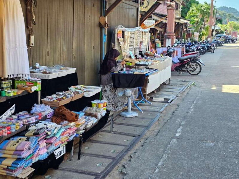 Ko Lanta: Mangrove Forest and Lanta Old Town with Lunch - Frequently Asked Questions