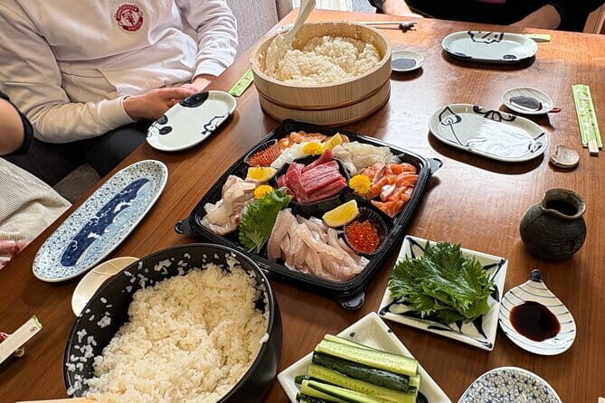 Kobe Home Cooking Ramen and Gyoza Cooking Class - Who Should Consider This Tour