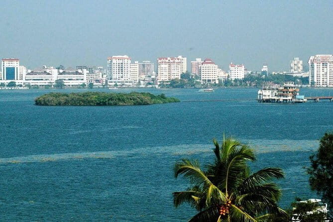 Kochi Airport Transfers : Budget Sedan and SUV Cabs - Key Points