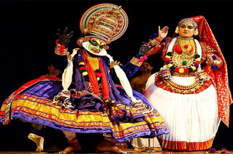 Kochi: Kathakali Evening Dance Show w/ Dinner & Transfer - The Itinerary in Detail