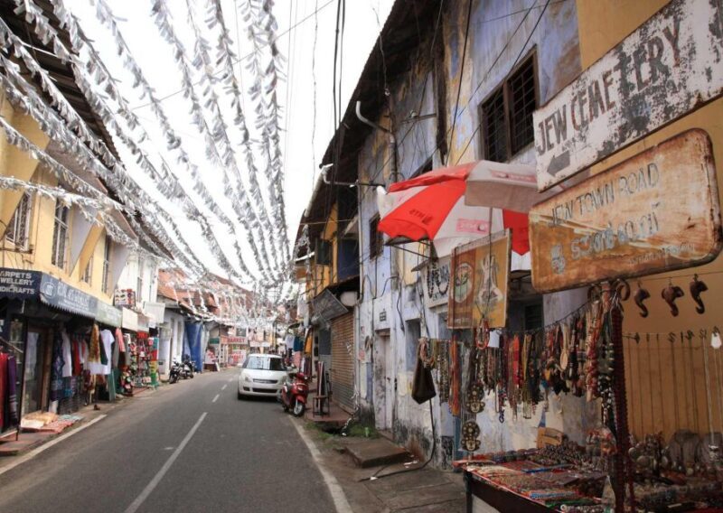 Kochi: Local Street Food Guided Walking Tour with Tastings - Key Points