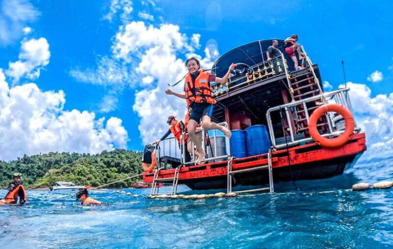 Koh Chang: 3 or 4 Islands Snorkel & Beach Tour by Big Boat - Introduction: A Taste of the Islands with Practical Comfort