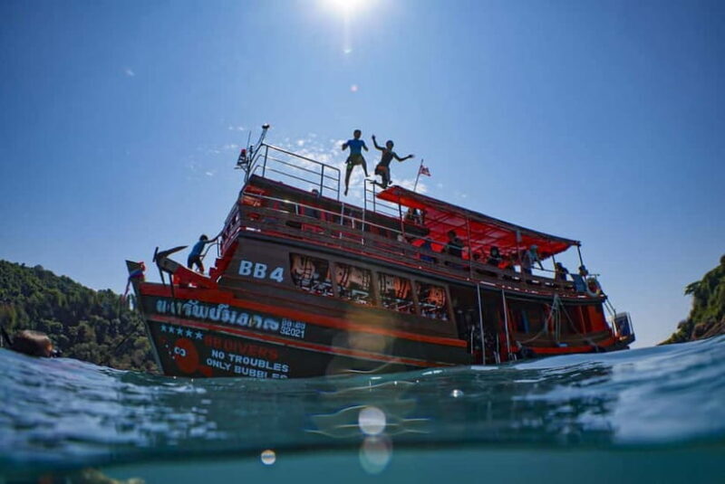 Koh Chang: Snorkeling Trip to Reefs or Wrecks with Lunch - Comfort and Food: Making the Most of the Day