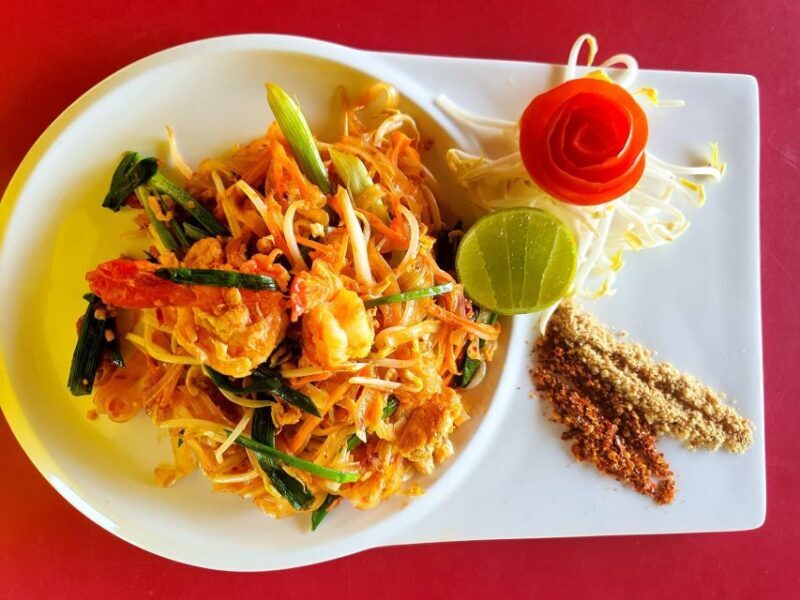 Koh Lanta: Evening Course at Lanta Thai Cookery School - The Review Highlights: Authenticity and Atmosphere
